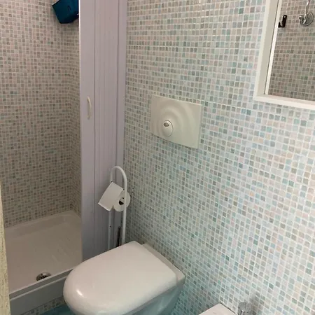 Nenetta & 4* Monopoli