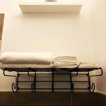 Nenetta & 4* Monopoli